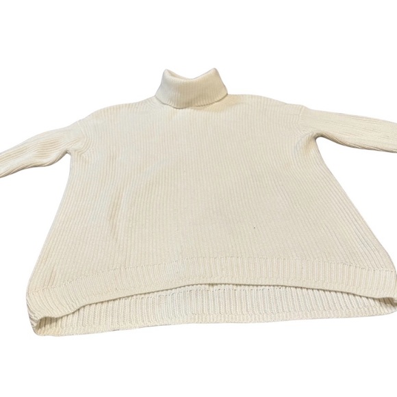 J. Crew Relaxed Cotton-Cashmere Blend Ribbed Turtleneck Sweater | Cream | XXS - Picture 4 of 7